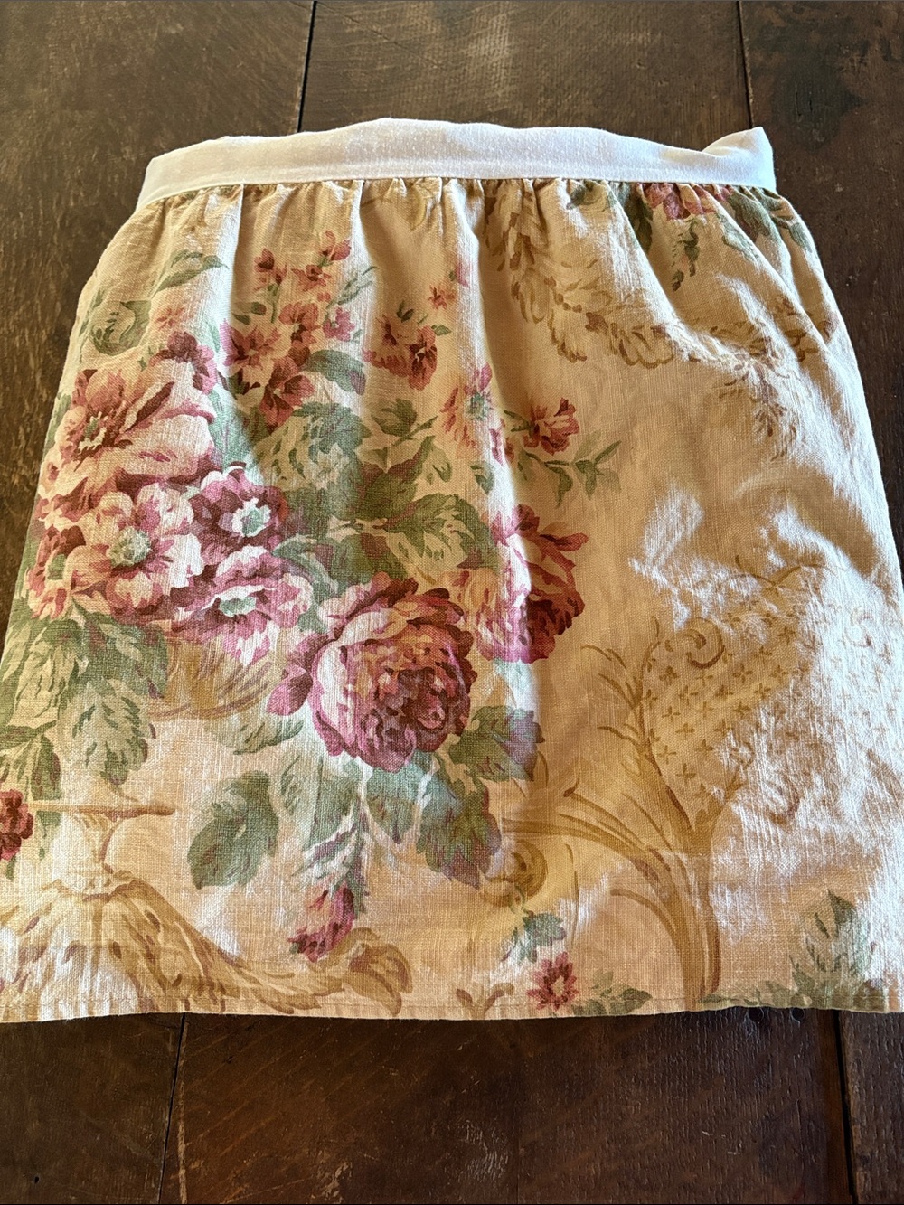 Ralph Lauren Queen Vintage Grosvenor Square  Bedskirt